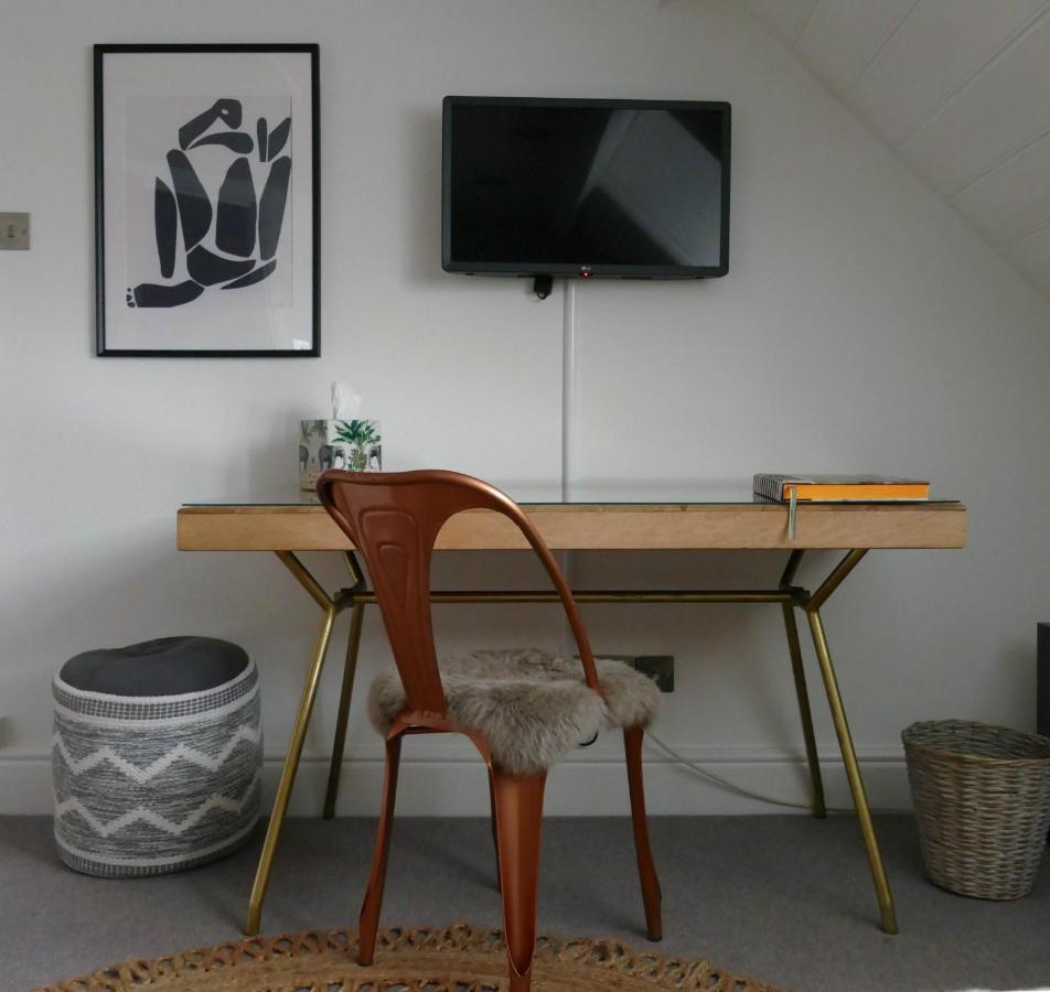 Dinckley Court Boutique Riverside Rooms Abingdon-on-Thames ภายนอก รูปภาพ