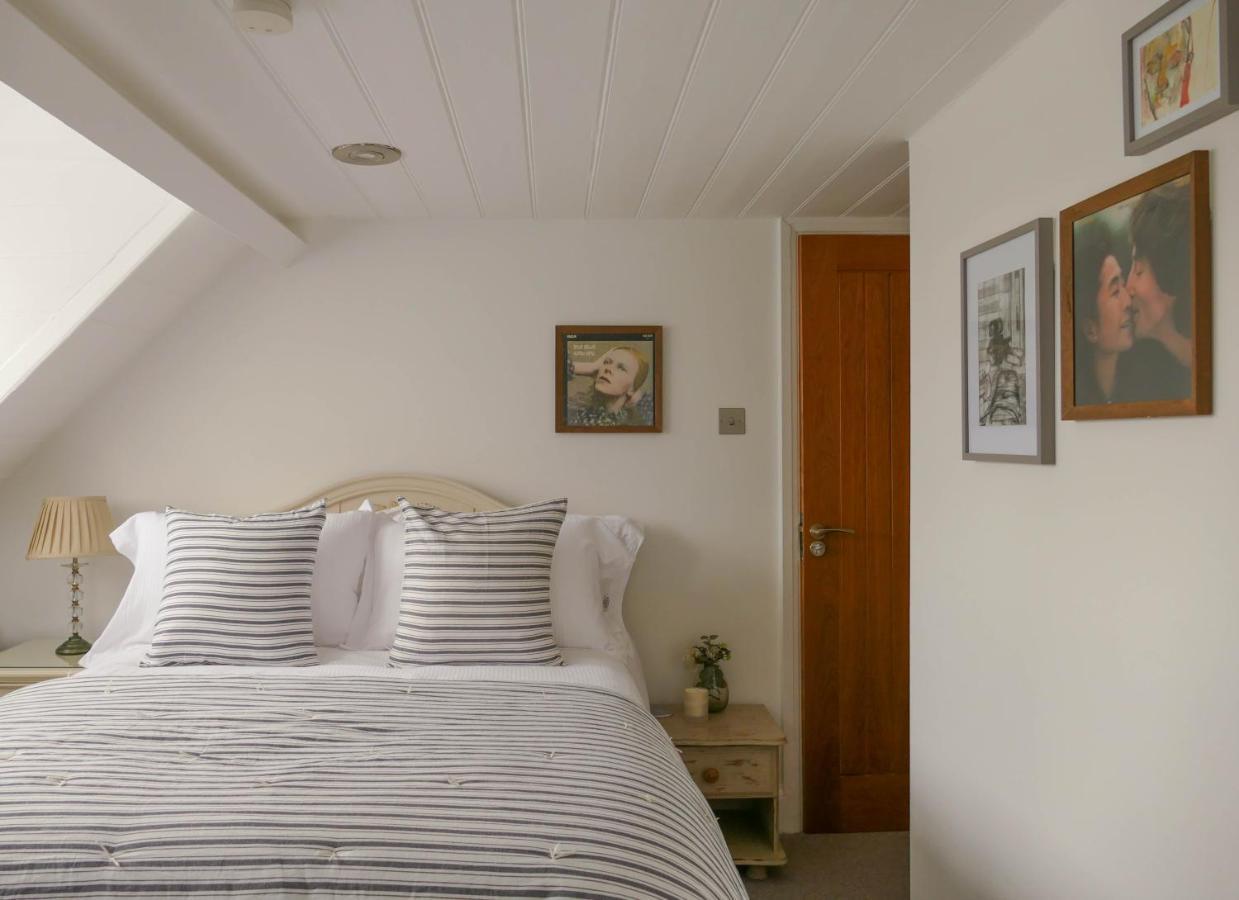 Dinckley Court Boutique Riverside Rooms Abingdon-on-Thames ภายนอก รูปภาพ